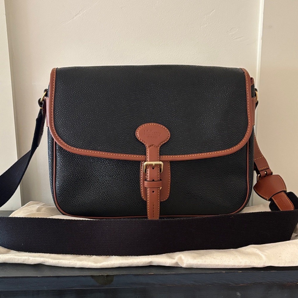 MULBERRY
Black Pebbled Heritage Leather Scotchgrain Messenger Bag